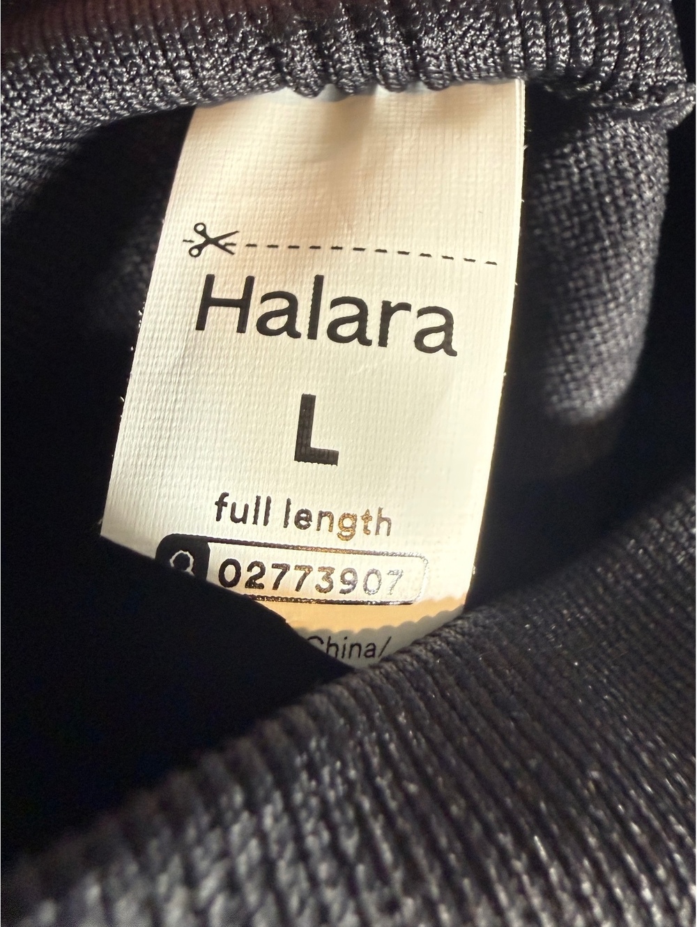 Halara Seamless Flow High Waisted Ruched Leggings Black Size Large - Picture 5 of 9